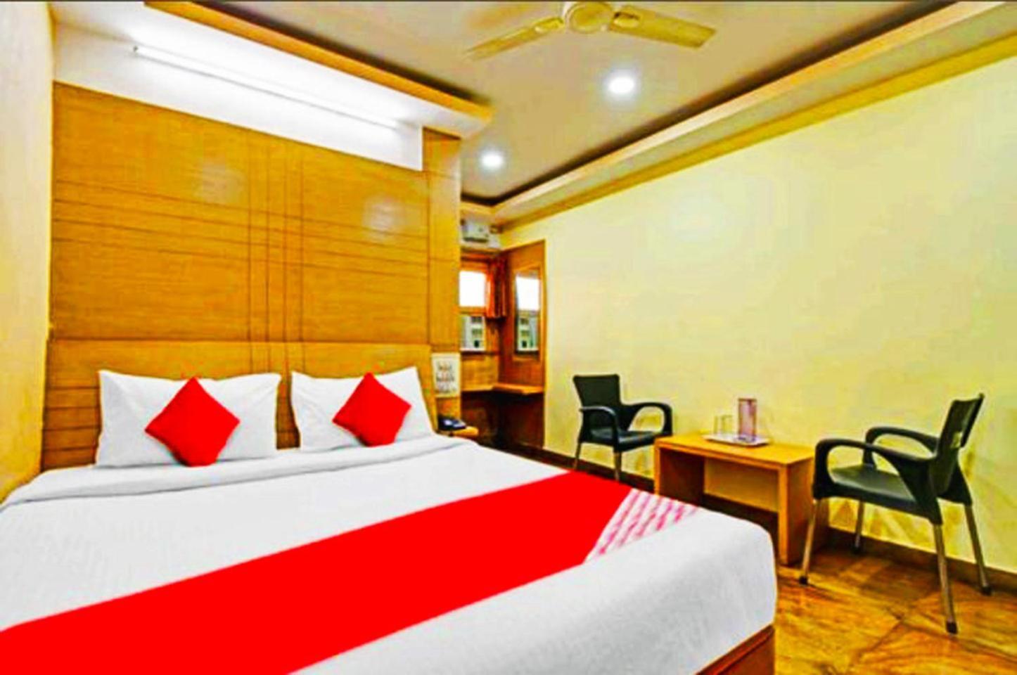 Hotel Pavithra Paradise Bangalore Esterno foto